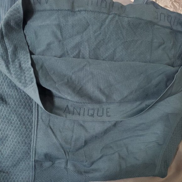 NWT Spiritual Gangster X Anique Long Sleeve Mixed Texture Top Teal XS/S - Picture 12 of 12